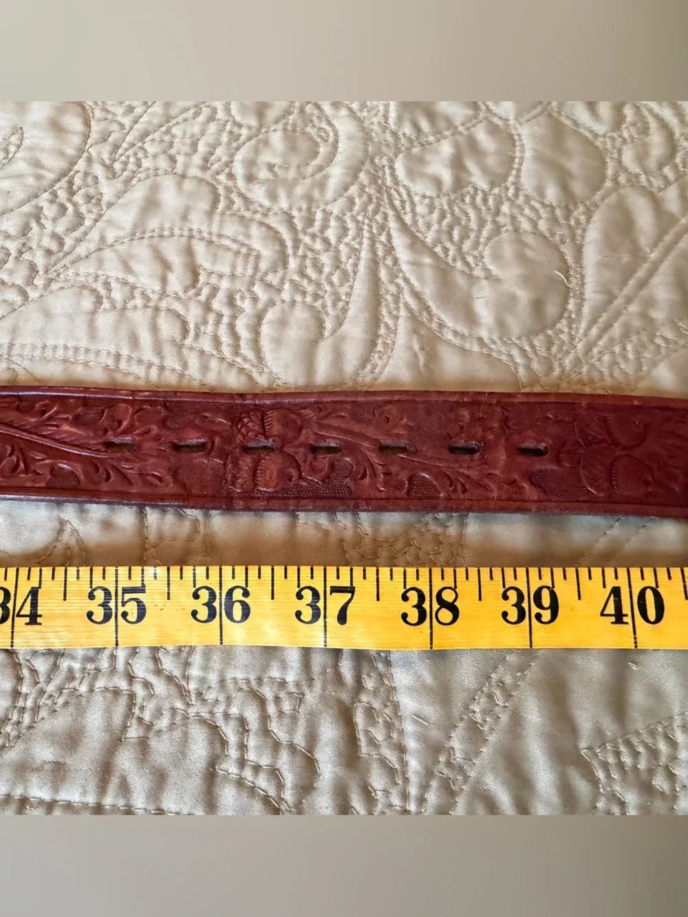 VTG Heritage Mint Brass Deer Buck Buckle Tooled Brown Leather Belt Hunter Sz 34